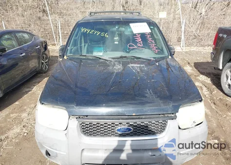 2002 Ford Escape Xlt z USA, uszkodzony, nr VIN 1FMYU04172KC27425